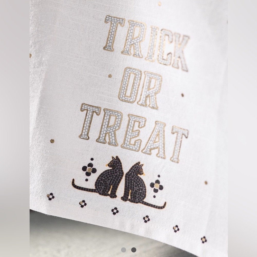 NWT Anthropologie Bistro Tile Trick-or-treat Dish Towel